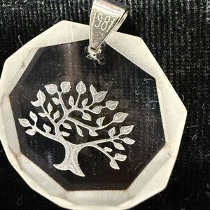 Vintage 1981 Avon Carved Frosted Edge Glass “Tree of Life” Pendant